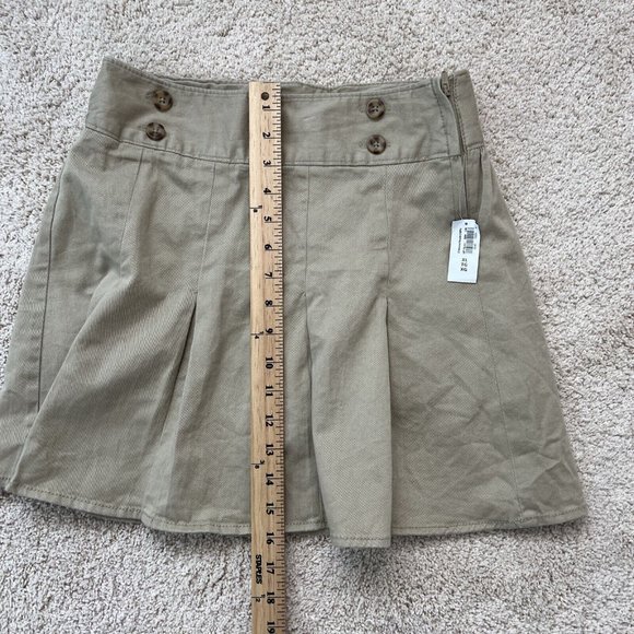 Old Navy Girls XL 14 Uniform Skorts Skirt Shorts Kaki Brown NWT - Picture 5 of 10